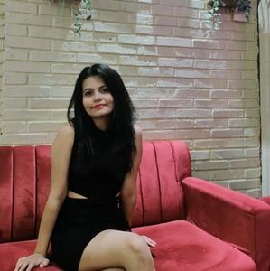 Meet your Posher, Devanshi